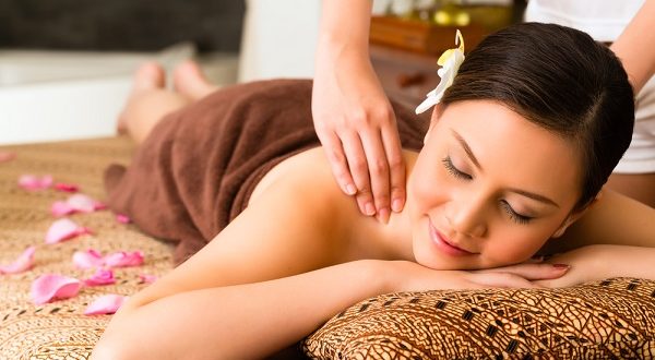 Ladies-massage-centers-Sharjah-600x330