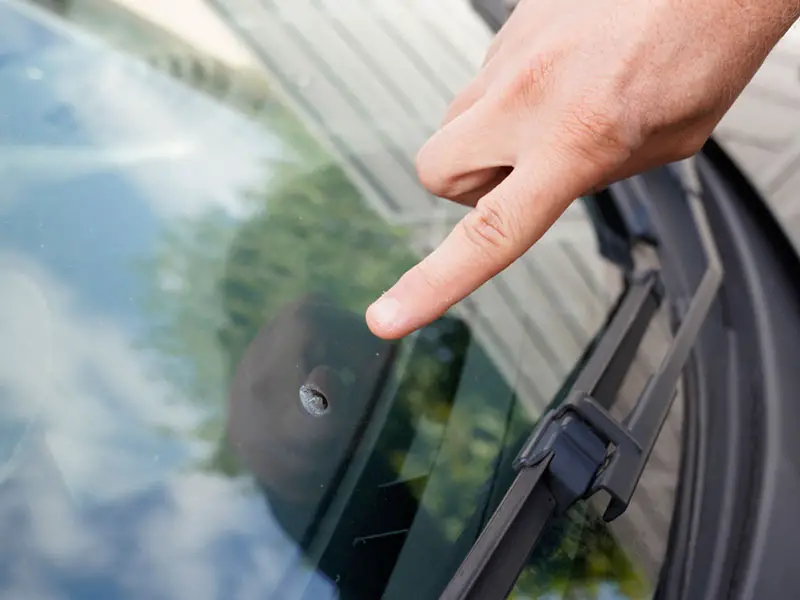 Frequently-asked-questions-about-auto-glass-replacement-and-repair
