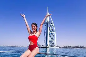 Filipina Miss Universe to move to Dubai